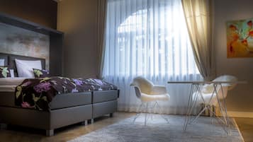 Doppelzimmer, Terrasse | Essbereich im Zimmer