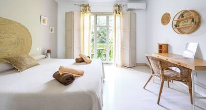 Blue Castle Guesthouse