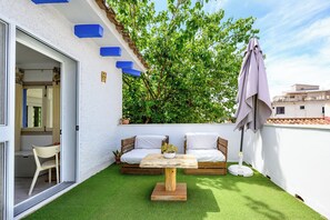 华丽双人房, 1 张大床, 私人浴室 | 露台