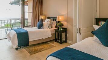 Premium bedding, in-room safe, individually decorated