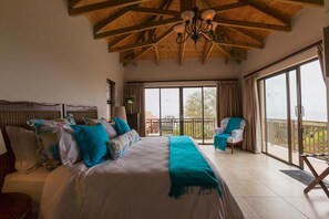 Literie de qualité supérieure, coffres-forts dans les chambres