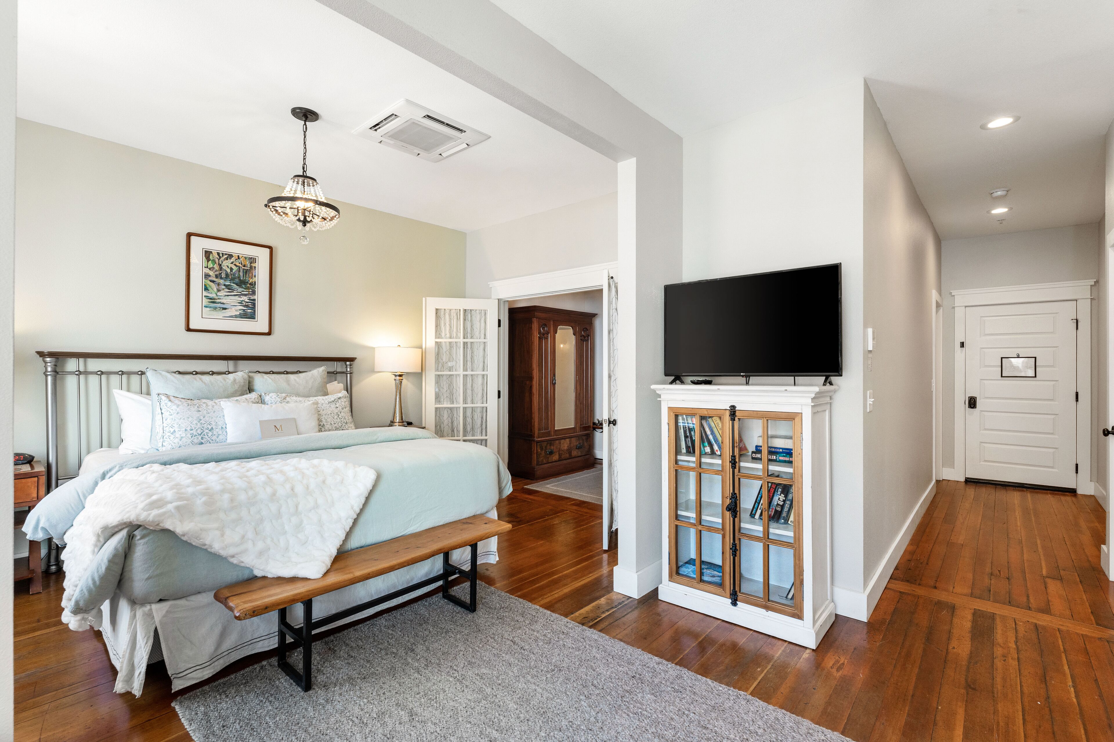 room, 1 king bed with sofa bed (room #1) | iron/ironing board, free wifi, bed sheets