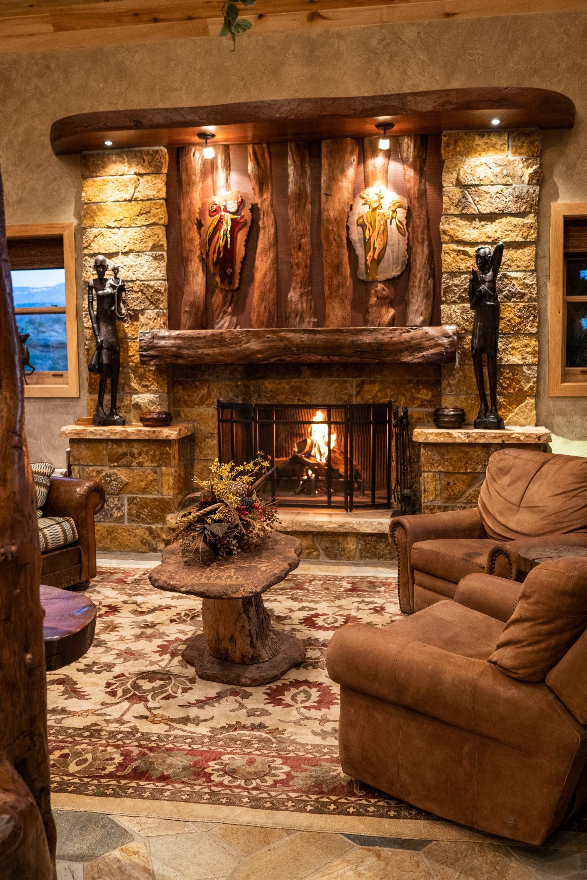 Luxury House, 4 Bedrooms, Non Smoking, Mountain View | Living area