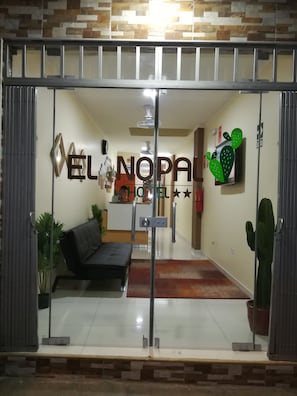 Entrada de la propiedad