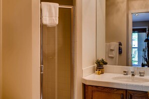 Studio, 2 Queen Beds (Centennial Studio Condo Unit 11a) | Bathroom | Hair dryer, towels - Centennial Studio Condo Unit 11a (Avon)