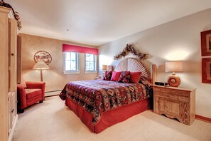 Apartment, Mehrere Betten (Centennial 2 Bedroom Condo Unit no. 1)