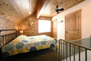 4 bedrooms, iron/ironing board, travel cot, WiFi