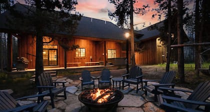 Hot Tub & Indoor Slide - 25 Miles to Yellowstone