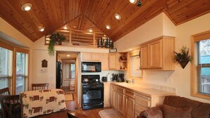 2 chambres, literie de qualité supérieure, fer et planche à repasser