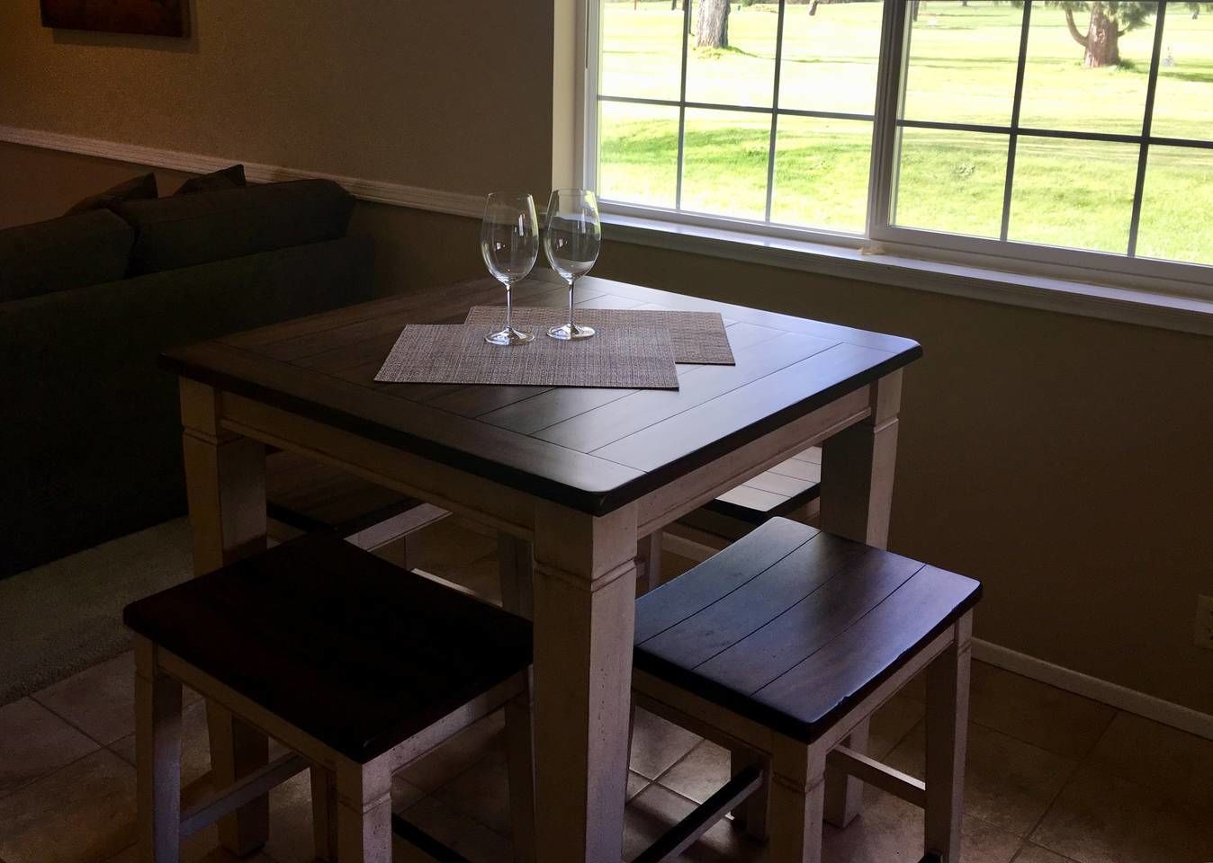 1 غرفة نوم وأغطية فراش متميزة ومكواة/لوح كي وواي فاي مج انًا