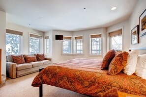 Huoneisto, useita sänkyjä (Centennial 2 Bedroom Condo unit no. 7) | 2 makuuhuonetta