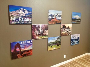 Interior detail - Racing Horse Ranch with Unlimited Golf (Grants Pass)