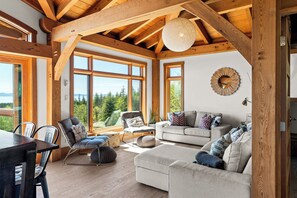 Smart TV, DVD player, ping pong, books