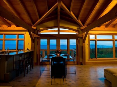 Mystic Beach Vacation Home-Oceanview modern timberframe with hot tub 