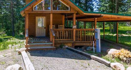 #49 The Cabins at Hyatt Lake - Sleeps 4 - Private