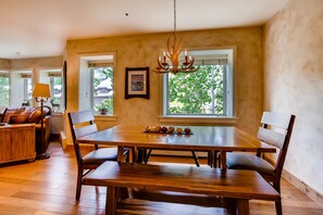 Condo, Multiple Beds (Centennial 3) | Private kitchen