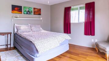 Studio (2 Bedrooms) | 2 bilik tidur, peralatan tempat tidur premium, seterika/papan seterika