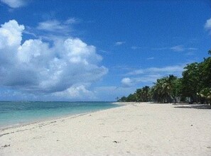 In Strandnähe, Liegestühle