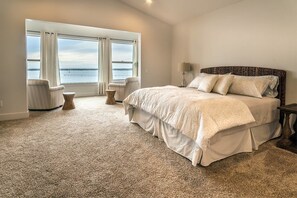 Apartment (3 Bedrooms)