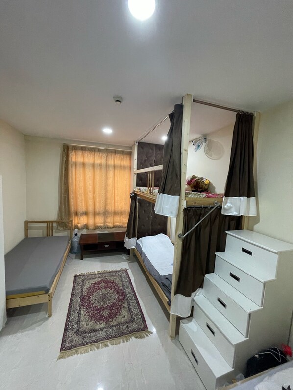 1 bedroom, iron/ironing board, WiFi