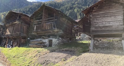 Mountain Lodge LOULOU: Luxus-Chalet 250 m vom Skilift mit Sauna.