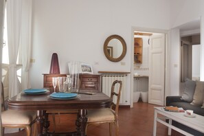Dining - Monti Deluxe - Terrace Spectacular View (Roma)