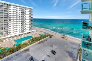 Exterior - Beautiful apartment with ocean view on Hollywood Beach (Hollywood)