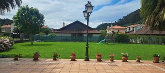 サンタ・マリナ・デ・リバデセラのビーチから5分の美しいヴィラ 