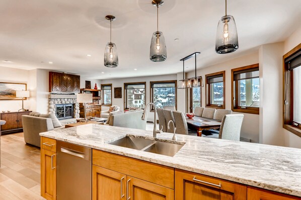 Apartment (Centennial 1 Bedroom Condo Unit No. 1) | Private kitchen - Centennial 1 Bedroom Condo Unit No. 13b (Avon)