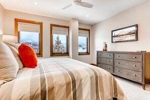 Apartment (Centennial 1 Bedroom Condo Unit No. 1) | 1 bedroom - Centennial 1 Bedroom Condo Unit No. 13b (Avon)