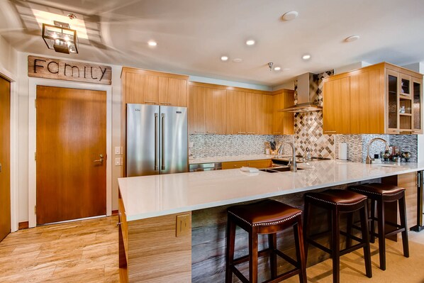 Condo, Multiple Beds (Centennial 2 Bedroom Condo Unit 11) | Private kitchen