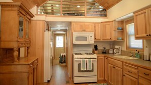 Unclassified image, 3 of 24, button - #51 The Cabins at Hyatt Lake - Sleeps 6 - Hot Tub (Ashland)