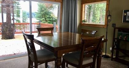 Mountain Pine Cabin - Sleeps 6 - Pet Friendly