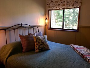 Chalet (2 Bedrooms)