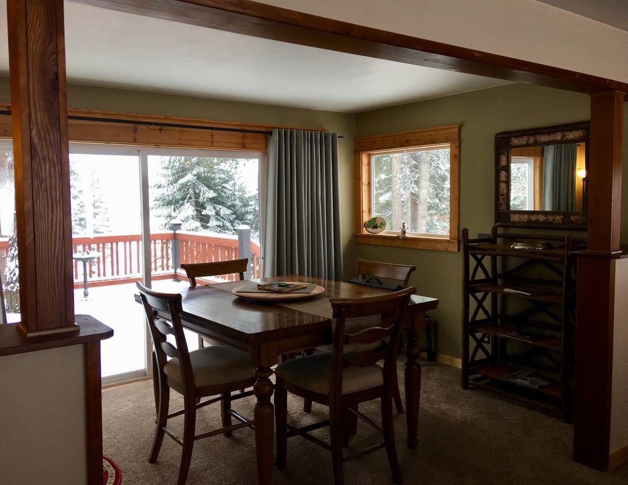 Chalet (2 Bedrooms) | 2 bedrooms, premium bedding, iron/ironing board, WiFi (free)