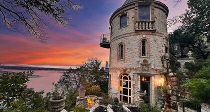 Romantisches Schloss / winehouse ~ Hoch über Lake Travis!