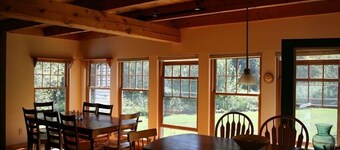 Smuk Vermont bjergtop på 10 hektar hus og hytte