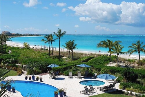 Oceanfront 2 BR Condo, Heart of Grace Bay Beach