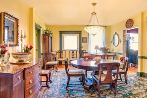 Zona de menjador de l'habitació