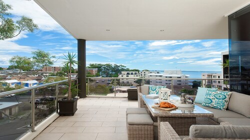 Harbour View Penthouse - Private Roof Top Terrace and Spa