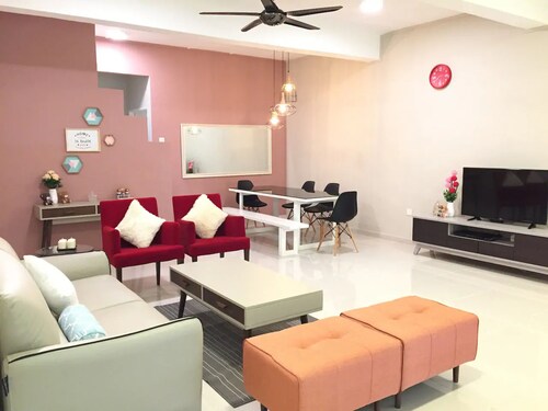 Sandakan Hill Terrace 1