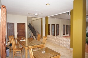 تناول الطعام