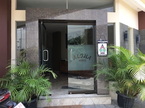 EntrĂ©e de lâhĂ©bergement