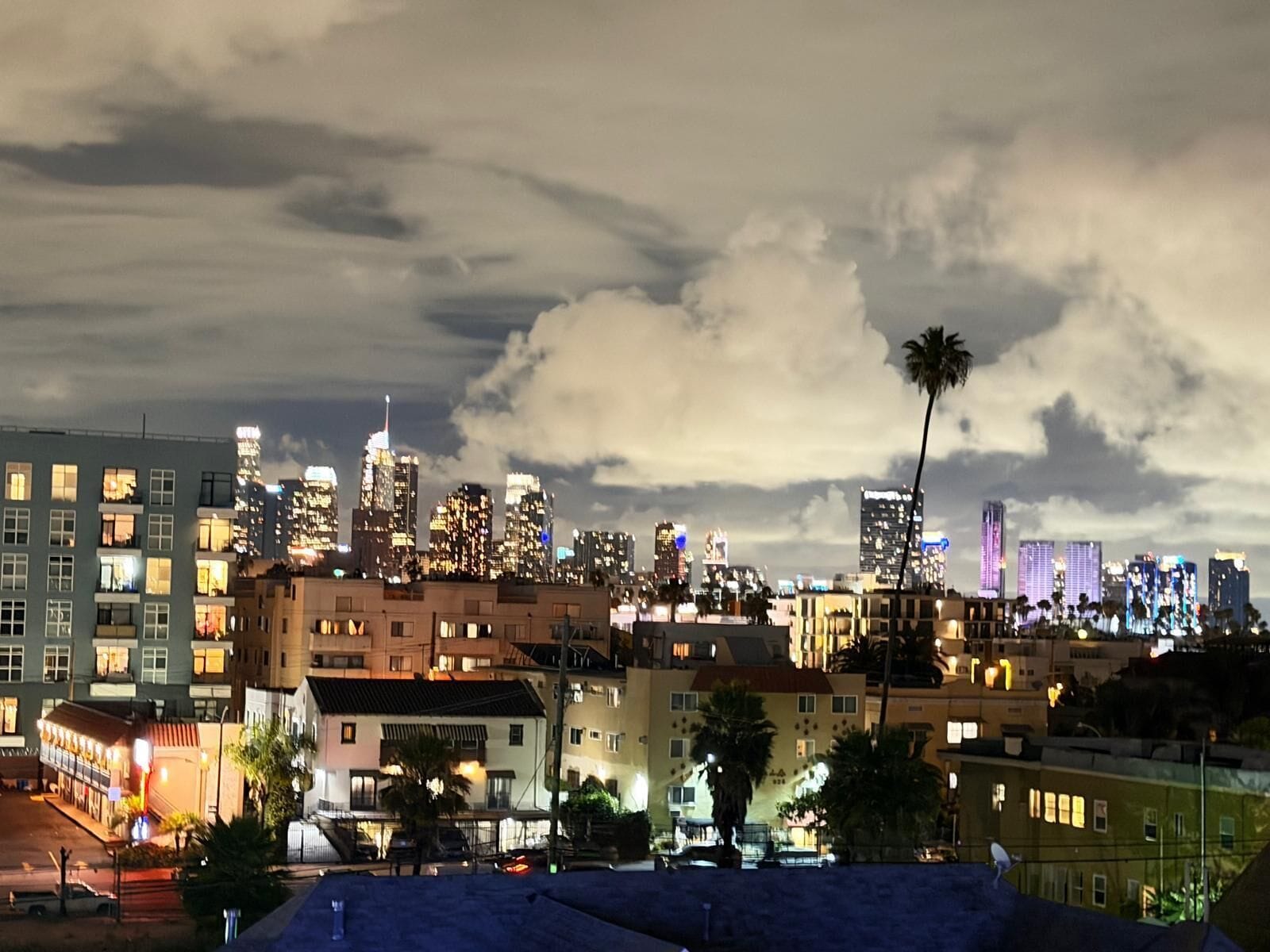Foto - Hometel Suites - Los Angeles (Koreatown)