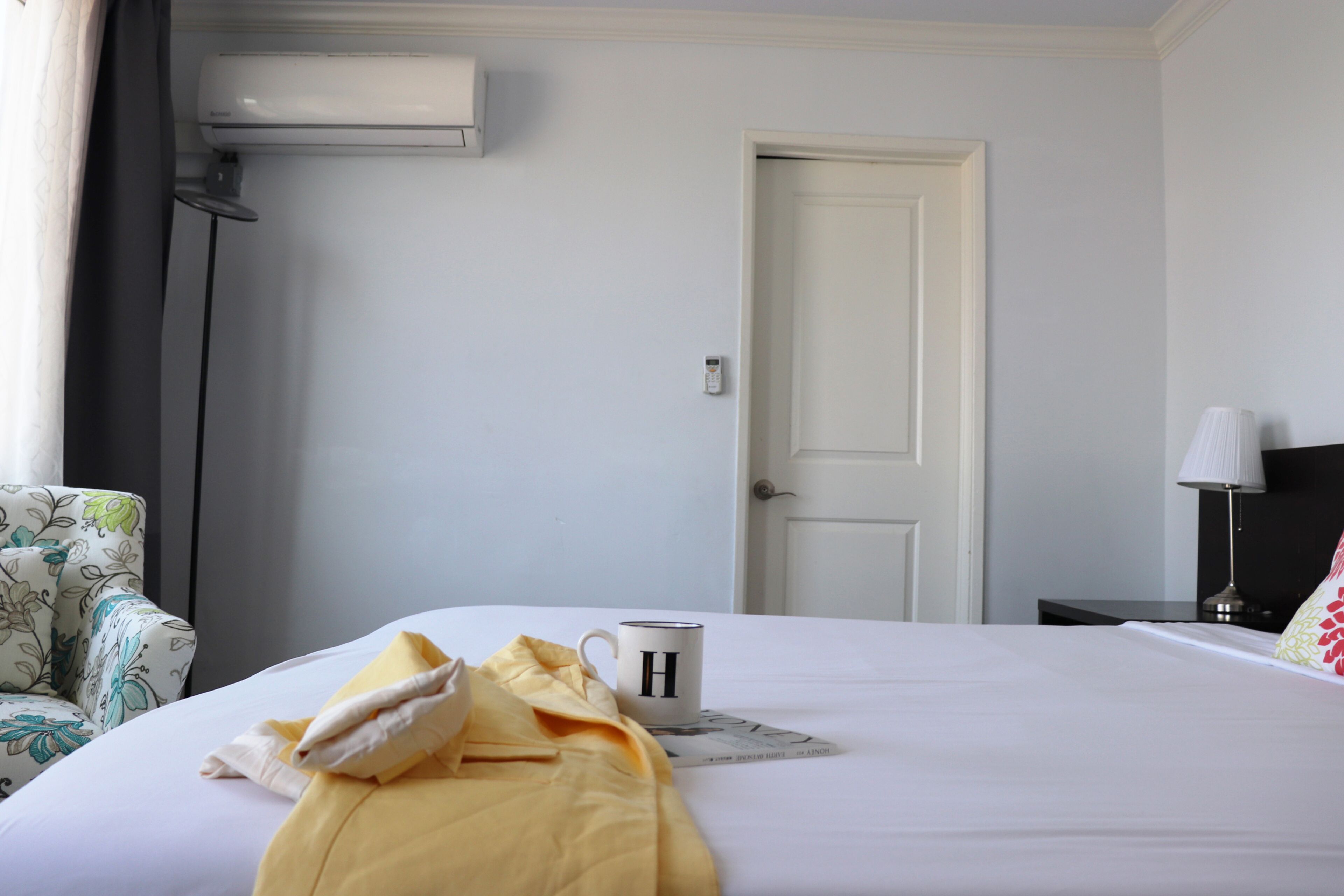 Foto - Hometel Suites