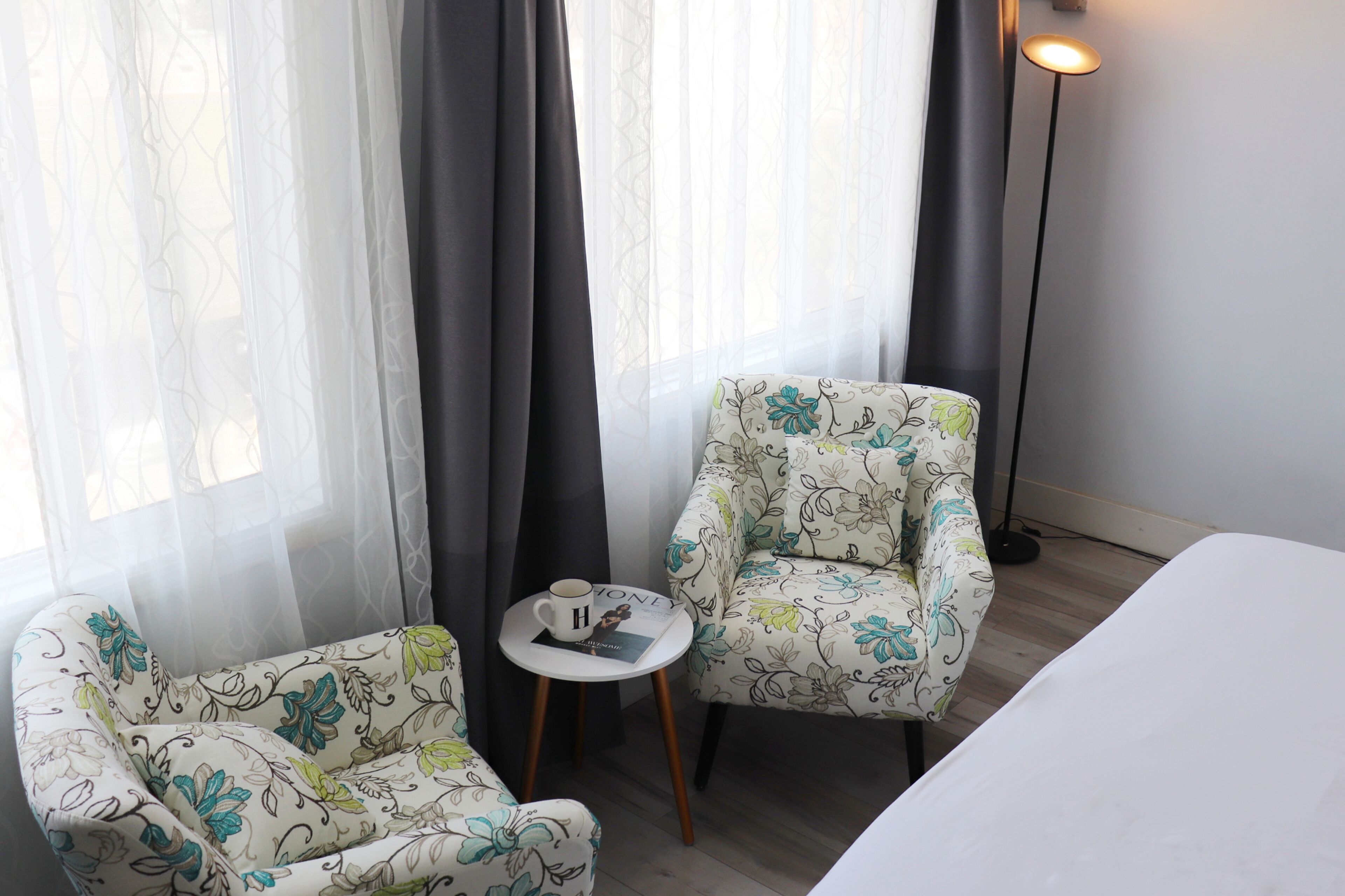 Foto - Hometel Suites