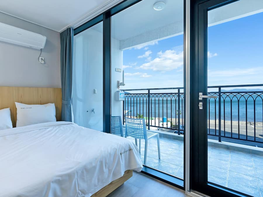 Premium bedding, blackout curtains, soundproofing, free WiFi