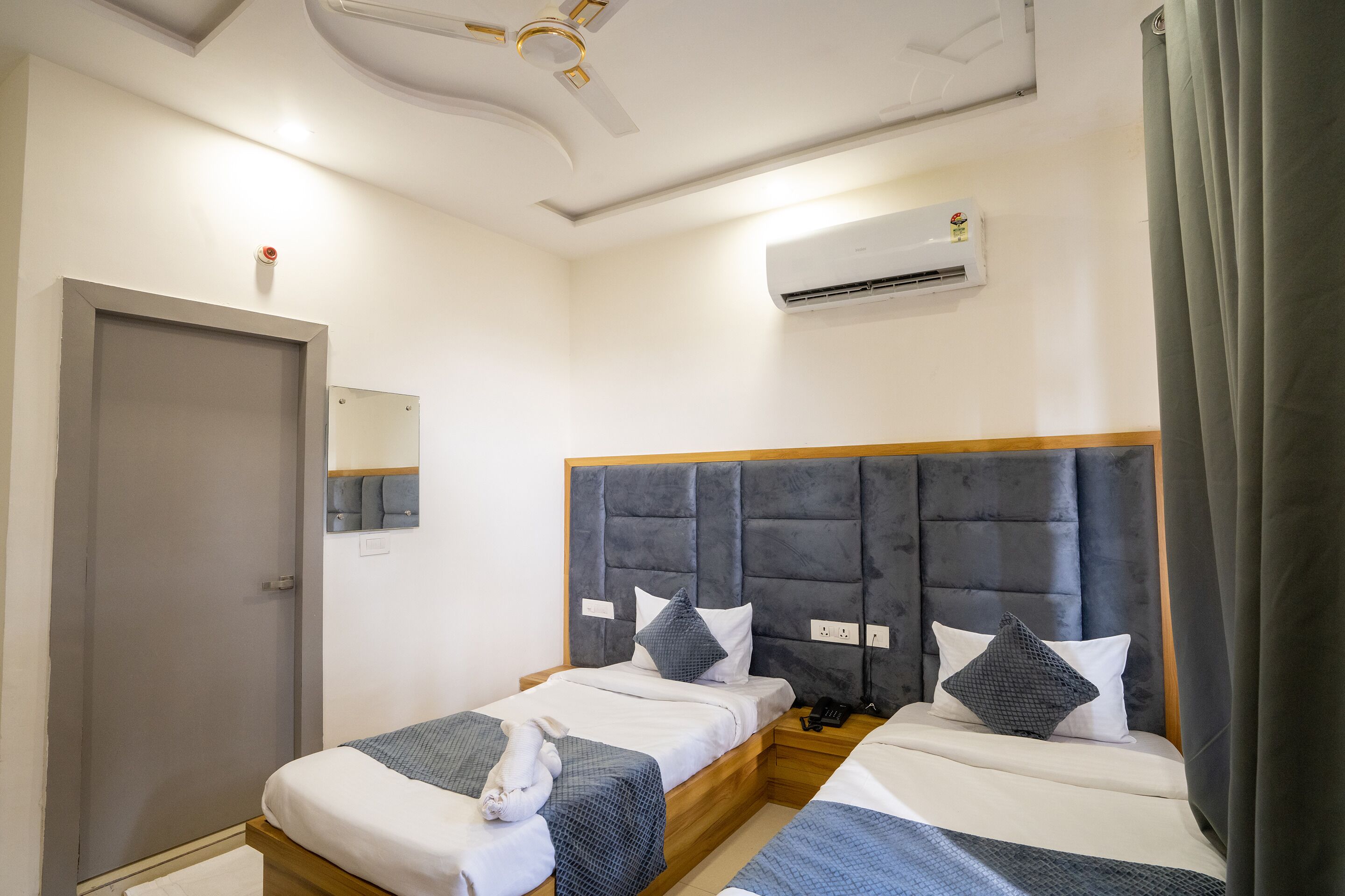 Foto - Moustache Agra