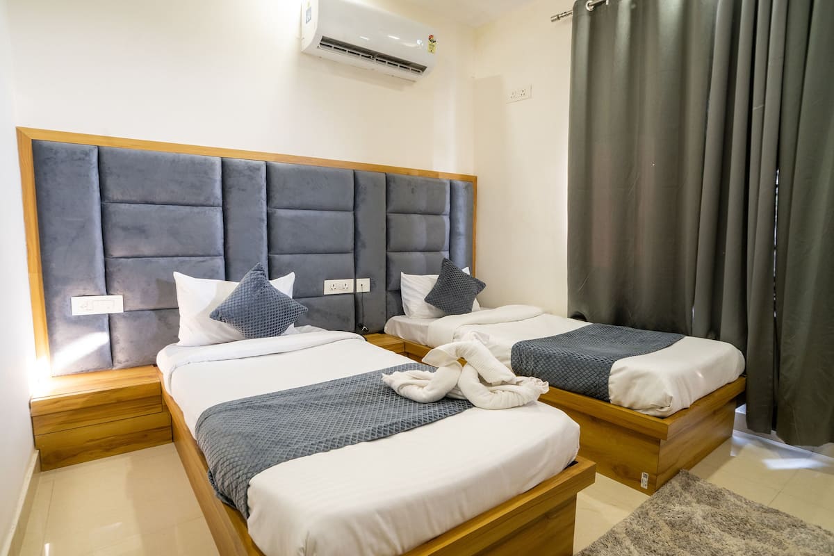 Deluxe Twin Room | Free WiFi