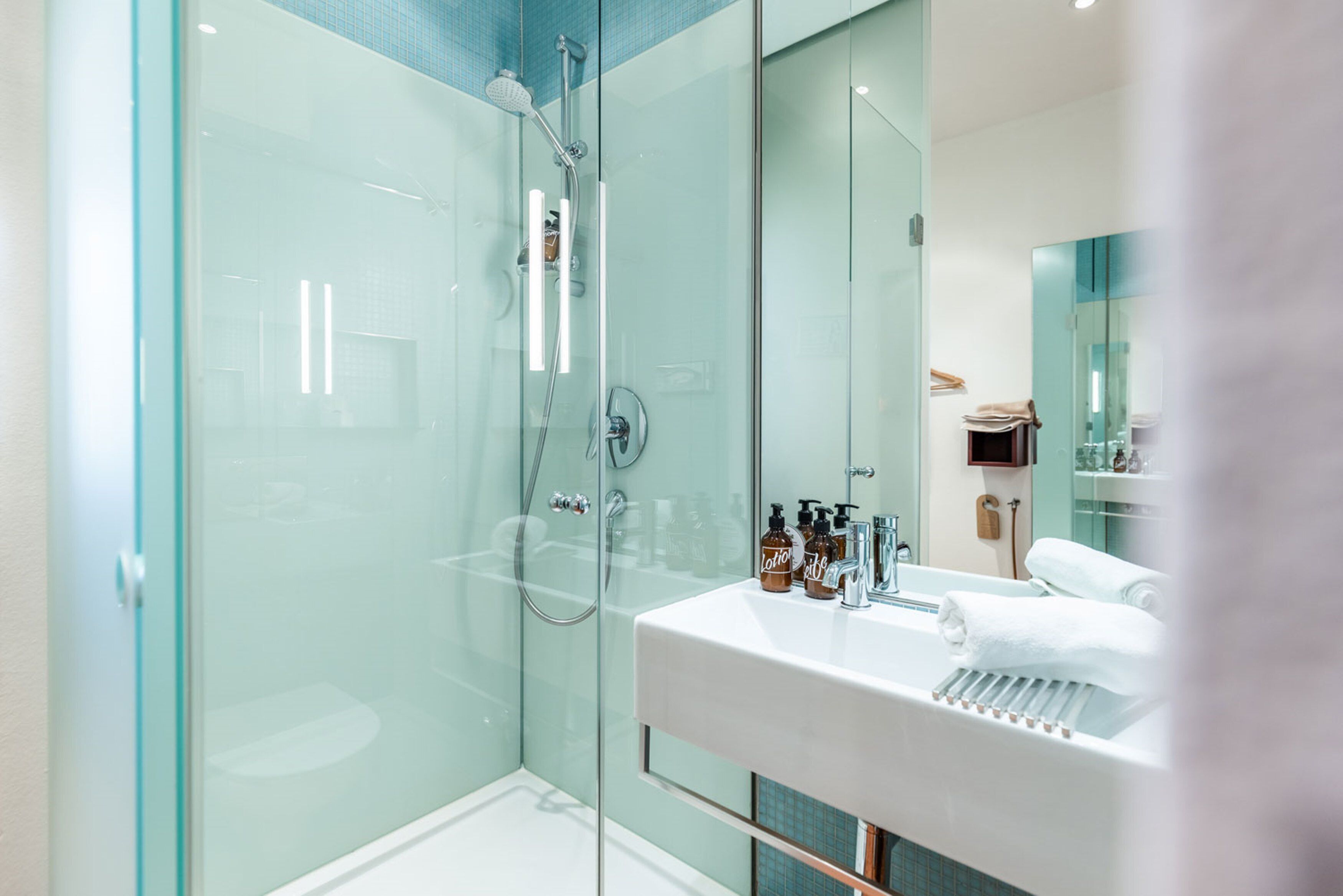 classic single room | bathroom | free toiletries, hair dryer, towels, soap